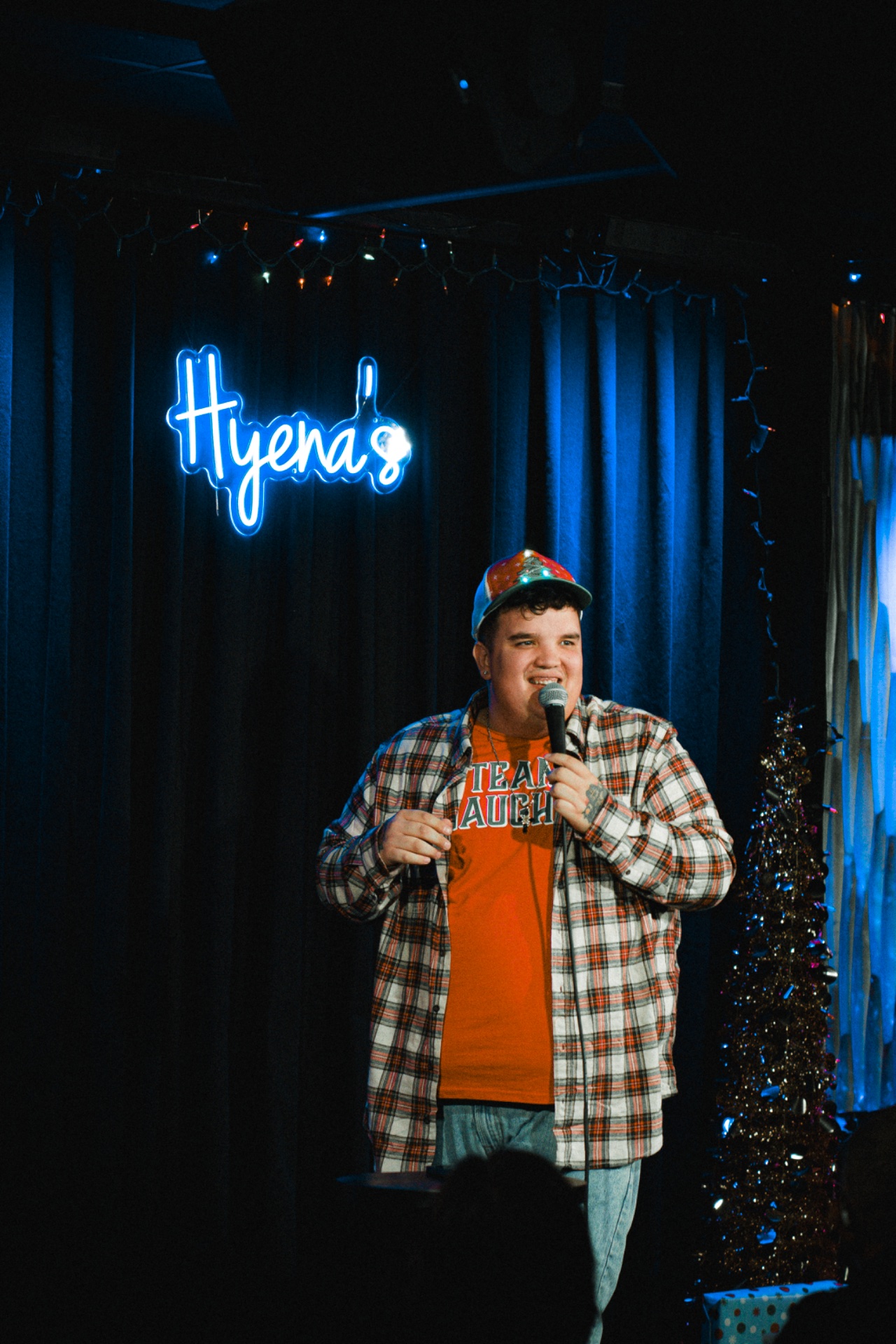 AJ Deleon — Comedian on MicStand