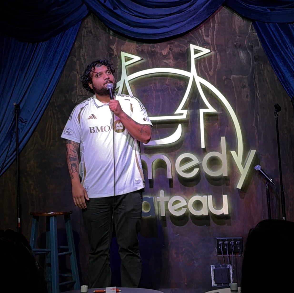 Julio C Gonzalez Jr — Comedian on MicStand