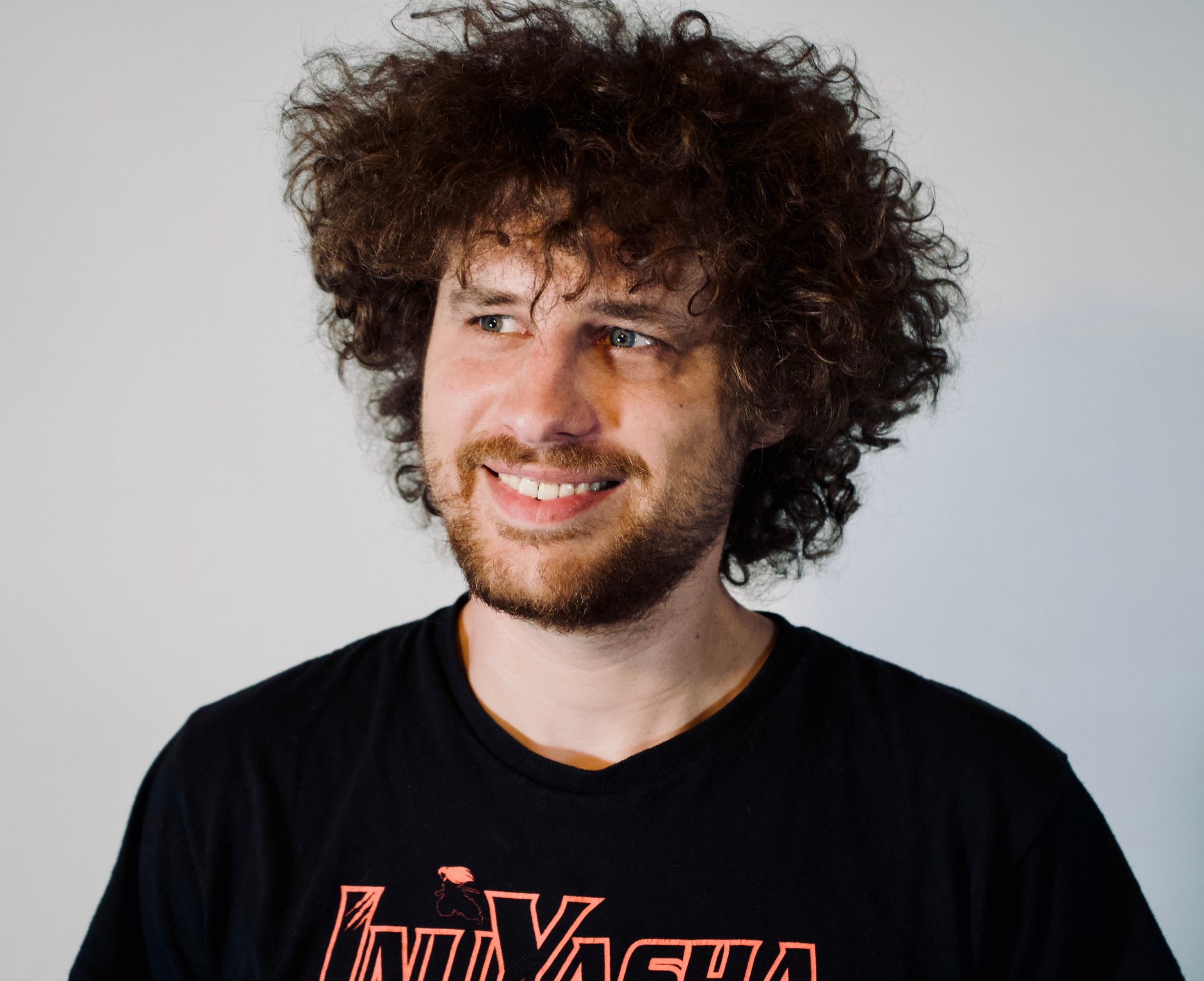 Sam Mallett — Comedian on MicStand