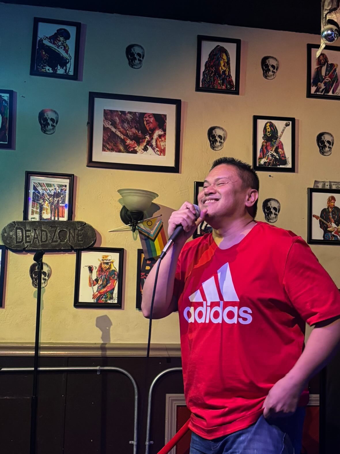Elvin Maglinte — Comedian on MicStand