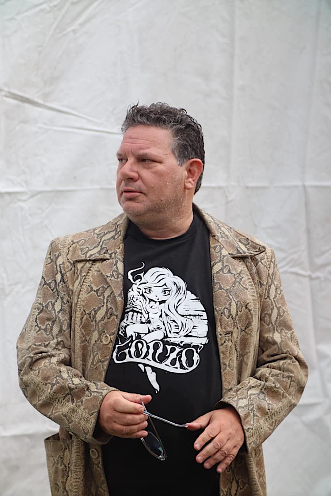Dan "Gonzo" Machanik — Comedian on MicStand